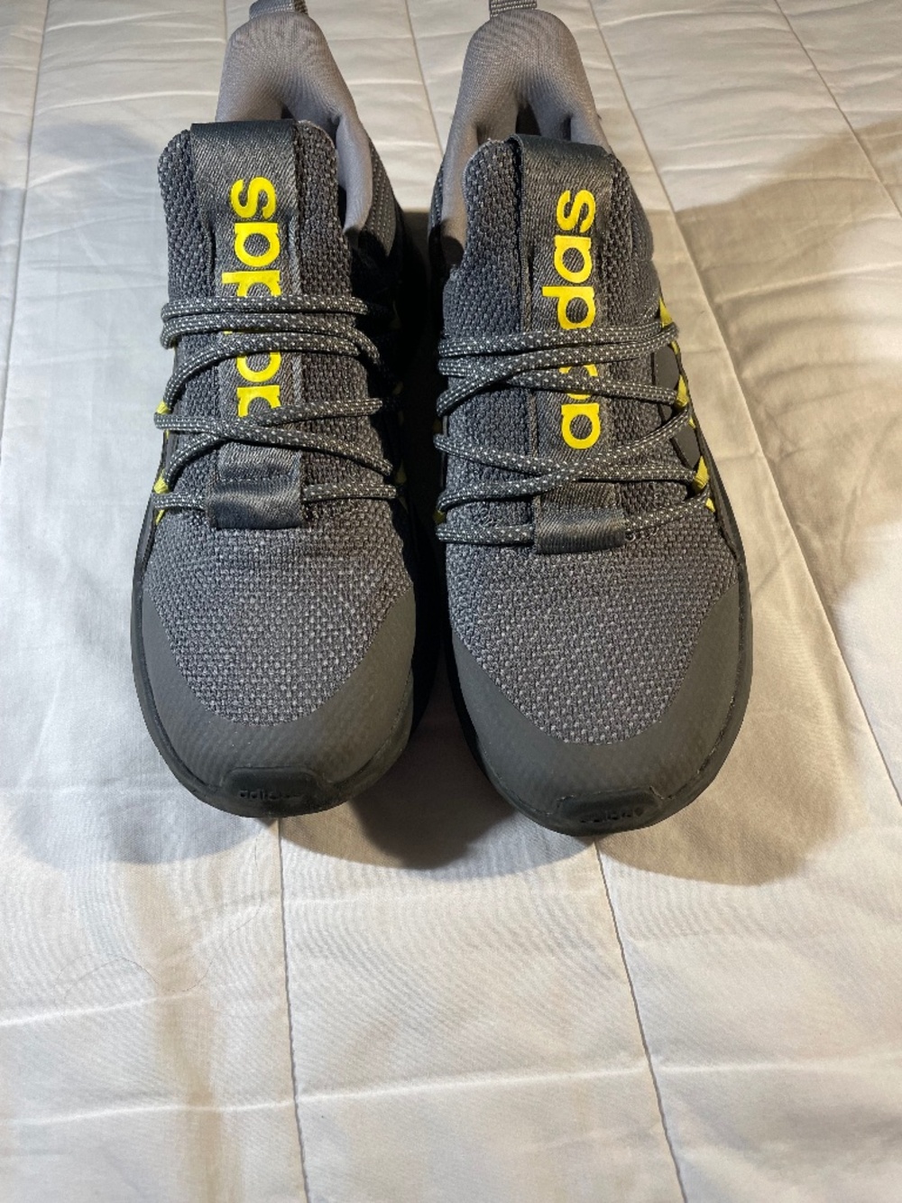 Adidas Slip on Sneaker